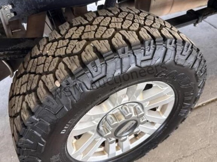 2019-ford-f250-image-10