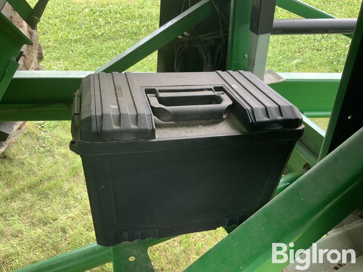 unverferth-gc8250-grain-cart-image-19