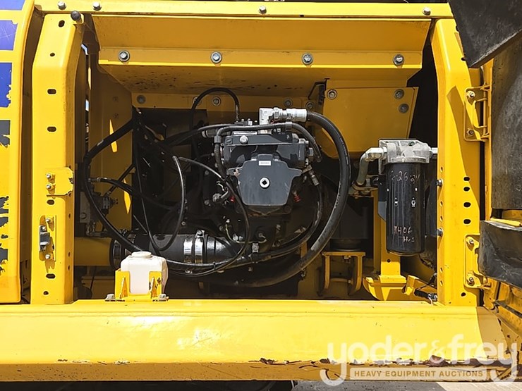 2019-komatsu-pc360-lc-11-image-52