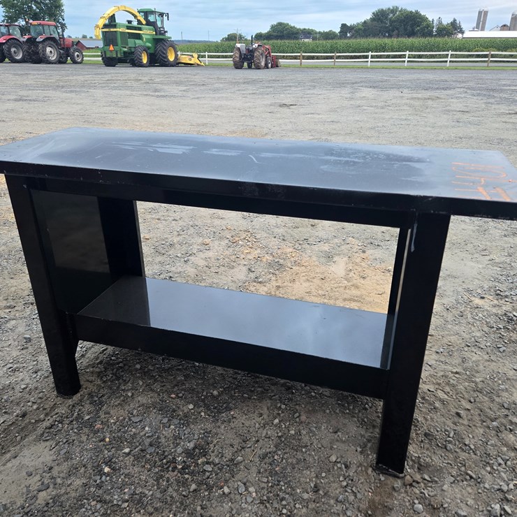 #401 • Kit container metal work benches