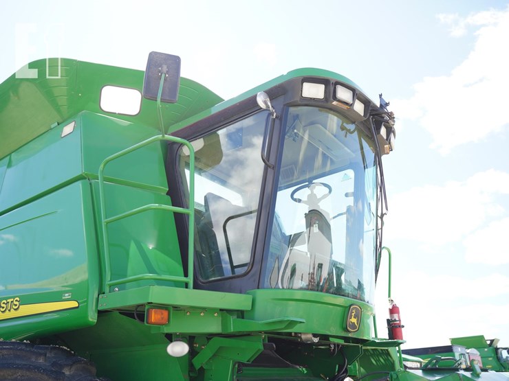 2005-john-deere-9660-sts-image-13