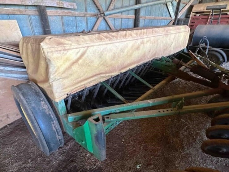 john-deere-8350-image-37