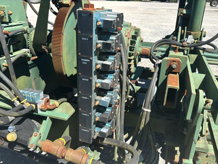 #126-•-cleereman-model-36-circular-mill-image-31