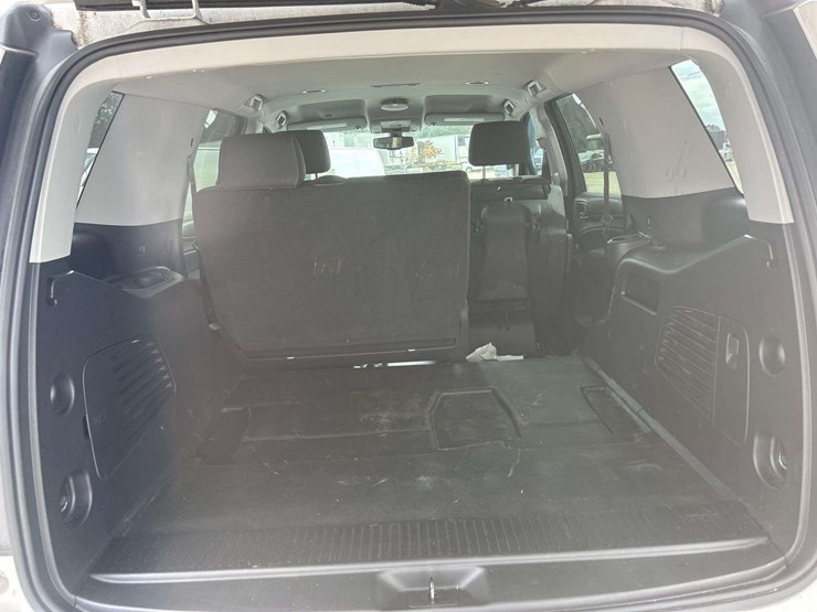 2018-chevrolet-tahoe-image-22