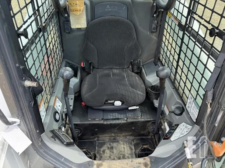 2019-bobcat-t770-image-82