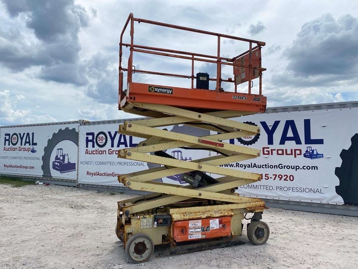 2018-jlg-3246es-image-1