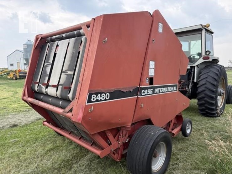 case-ih-8480-image-8