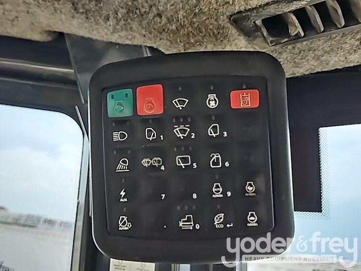 2018-deere-850k-image-71