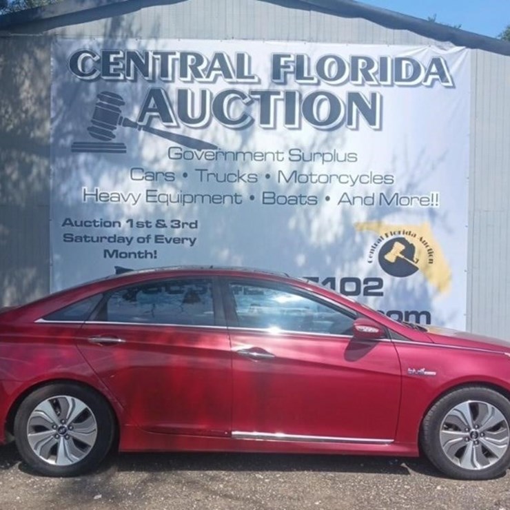2013 Hyundai SONATA Hybrid Base RUNS/MOVES