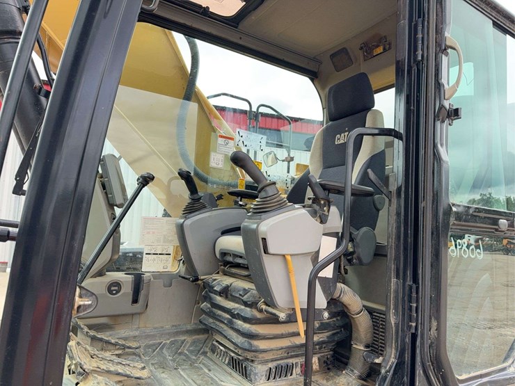 2013-caterpillar-329el-image-49