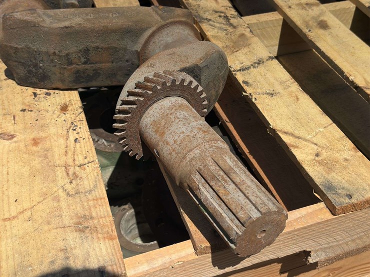 john-deere-model-g-crankshaft-image-13