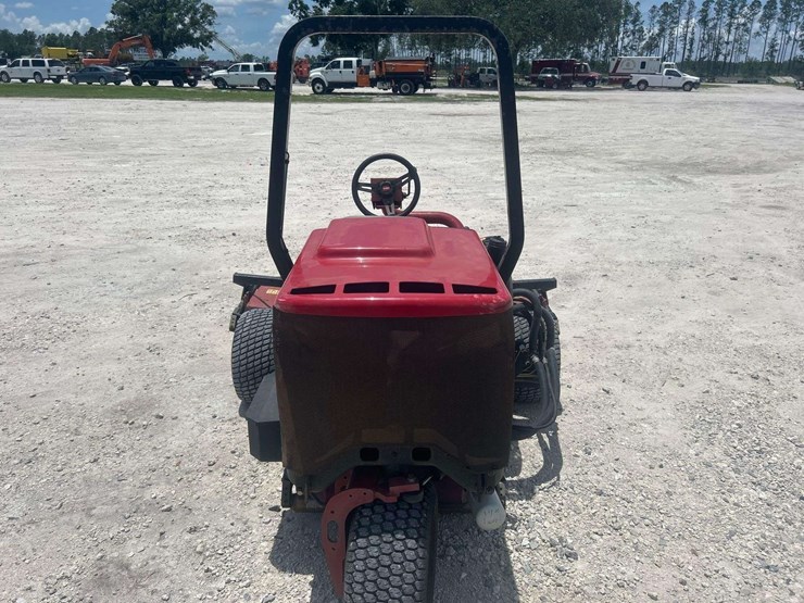 2016-toro-groundsmaster-3505d-72in-rotary-mower-image-16
