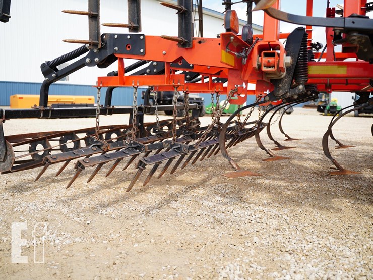 2015-kuhn-krause-6205-31-image-18