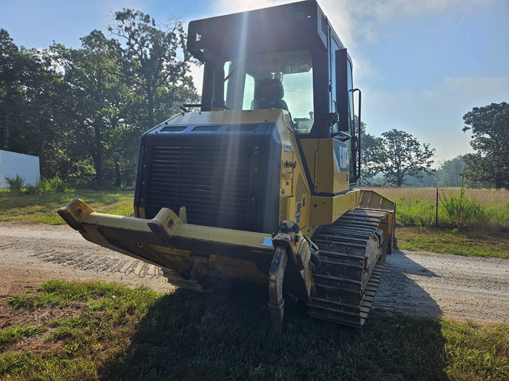 2014-caterpillar-953d-image-18