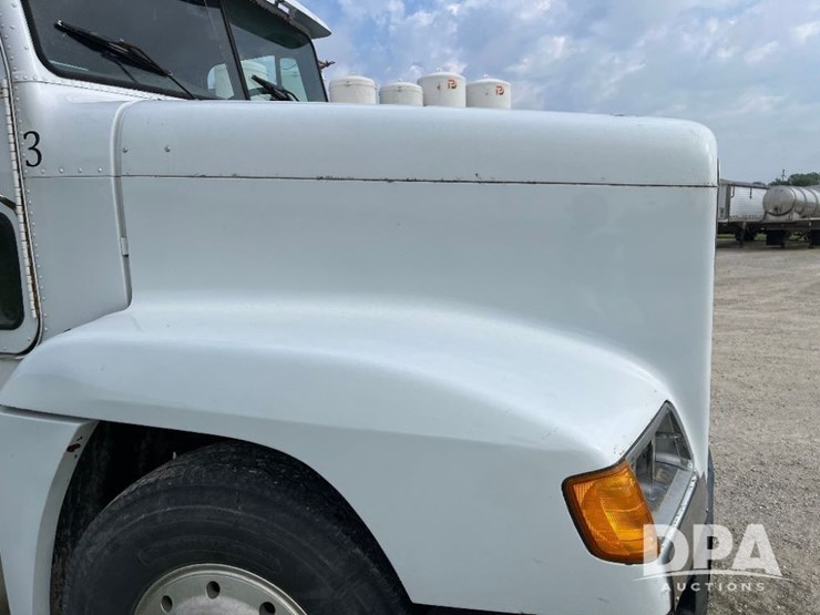 1993-freightliner-truck-(jn2646,-unit-42339)-image-33