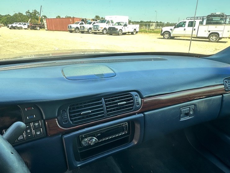 #22948-•-1997-cadillac-victoria-hearse-image-49