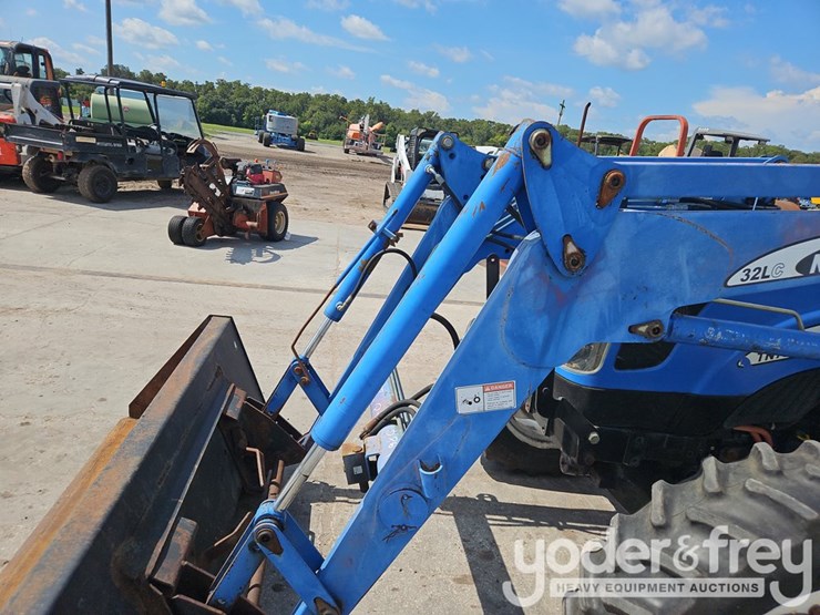 new-holland-tn75a-image-13
