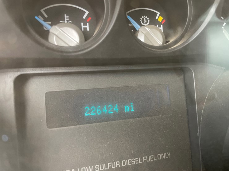 2014-ford-f350-image-12