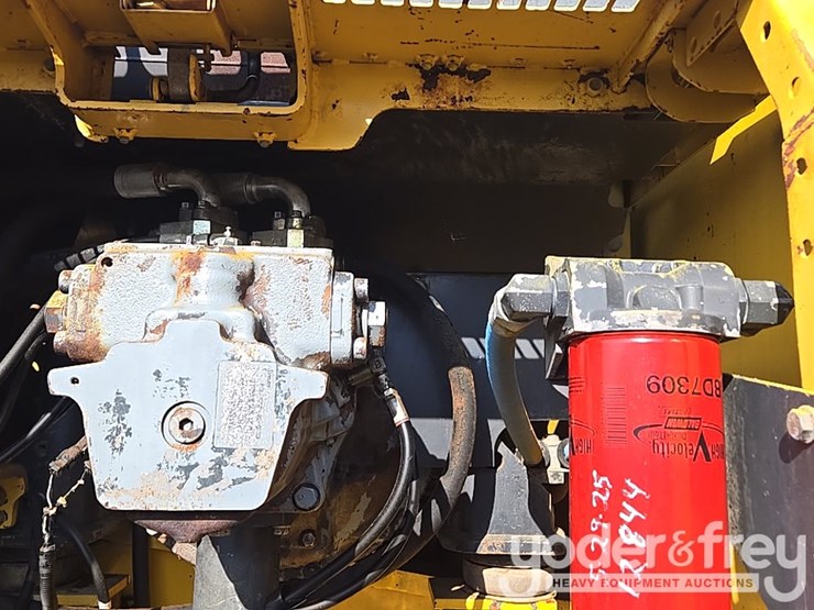 2005-komatsu-pc300-lc-7-image-47