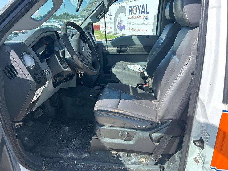 2016-ford-f450-image-12