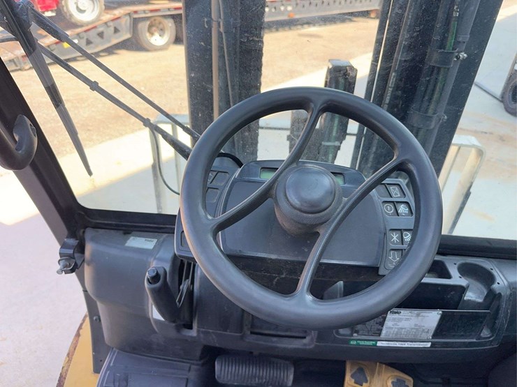 2013-yale-gip080-forklift-image-20