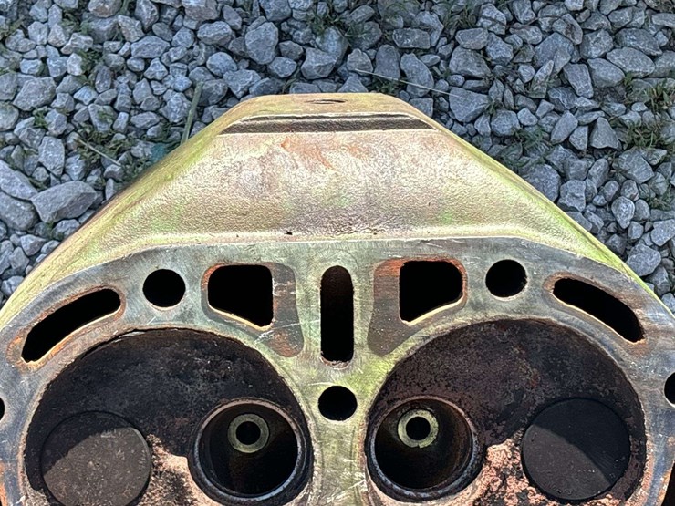 john-deere-model-g-head-image-13