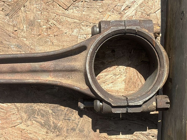 john-deere-model-g-rod-set-and-camshaft-image-9