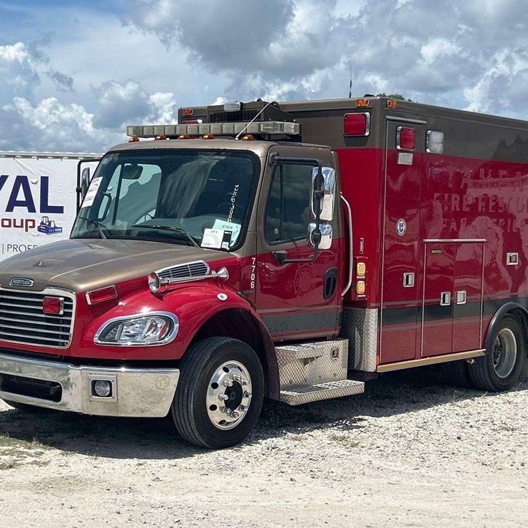 2009 Freightliner M2 106 MedTec Ambulance