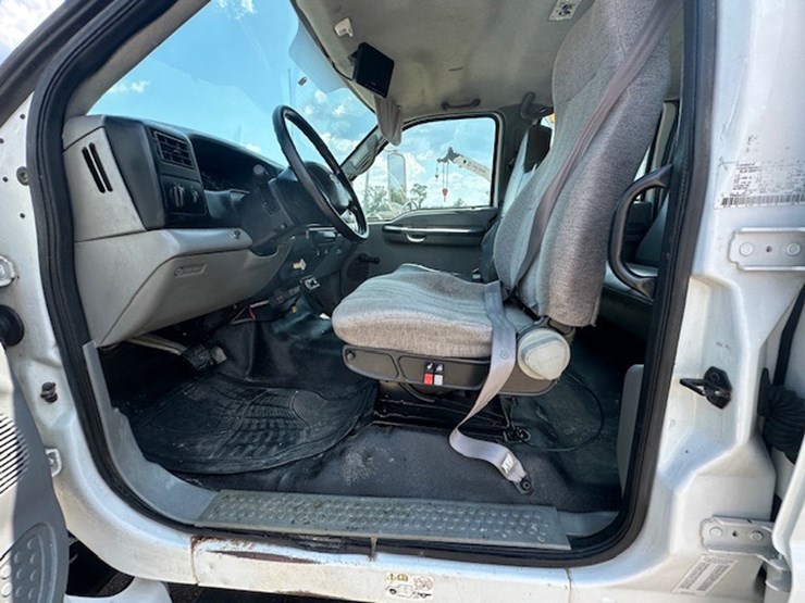 2009-ford-f650-image-60