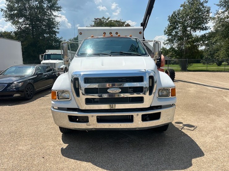 2009-ford-f650-image-6