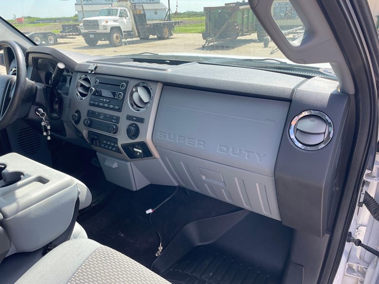 2000-ford-f250-image-48