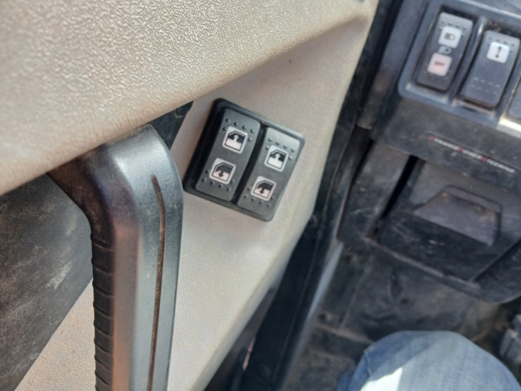#20853-•-2021-can-am-defender-hd-10-image-16