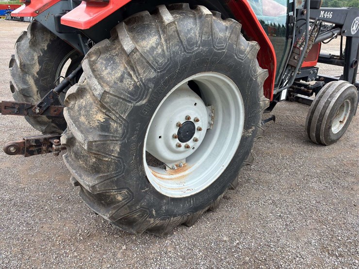 massey-ferguson-4225-image-11