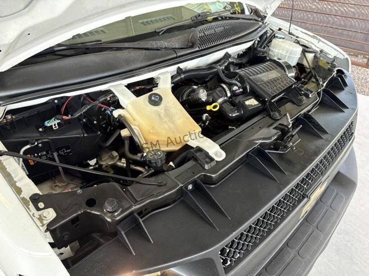 2014-chevrolet-express-2500-image-12