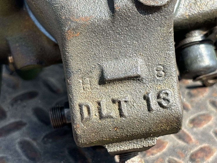 marvel-schebler-dltx-67-carburetor-image-12