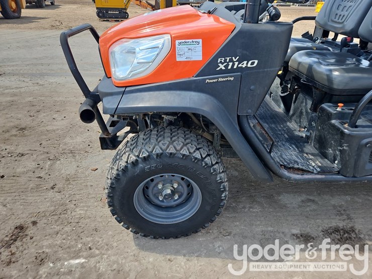 2022-kubota-rtvx1140-image-10