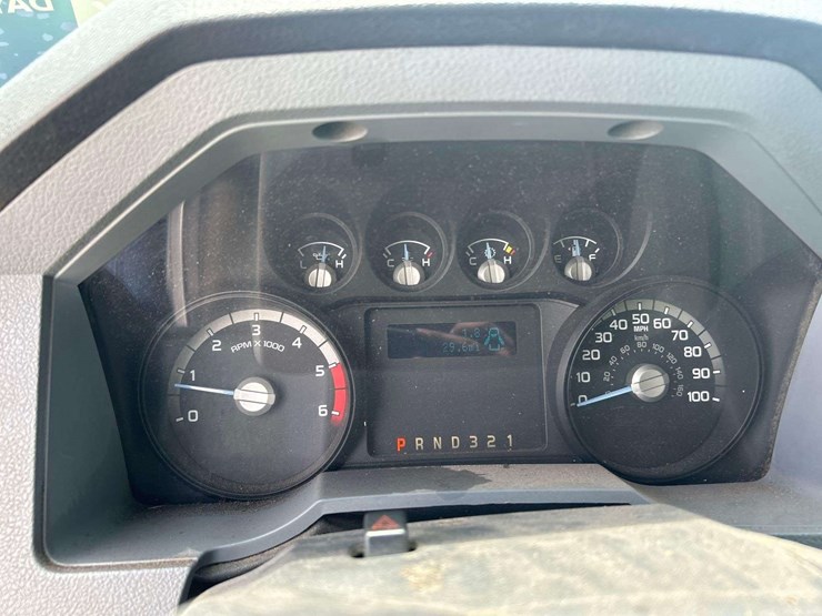 2016-ford-f550-image-14