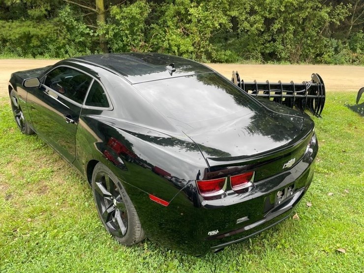 2012-chevrolet-camero-rs-image-9