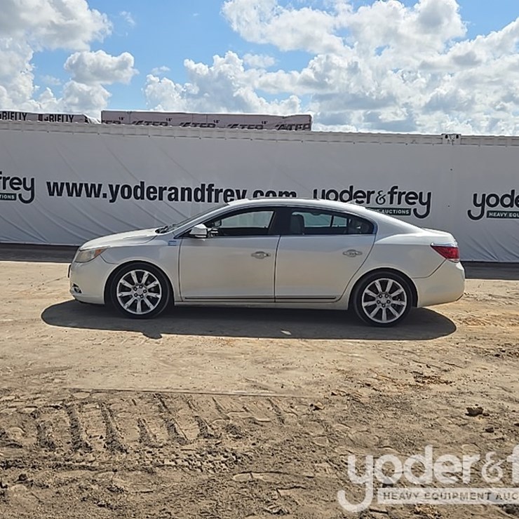 2010 Buick Lacrosse CXS