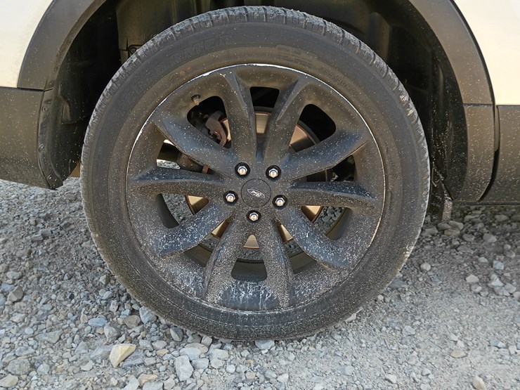 2013-ford-explorer-image-44