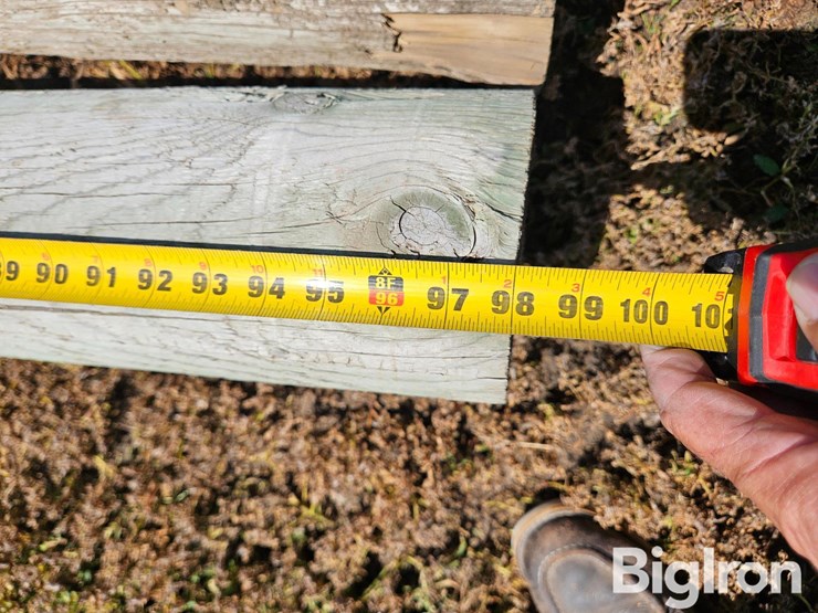 wooden-posts-image-6