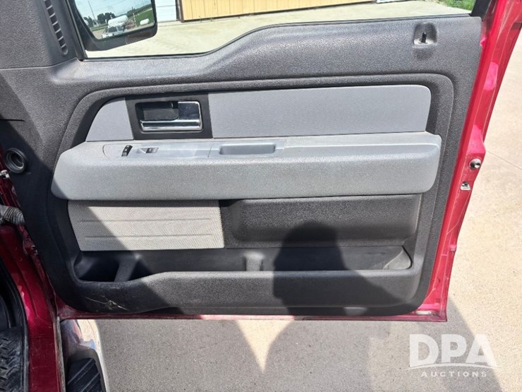 2012-ford-f150-xlt-image-61