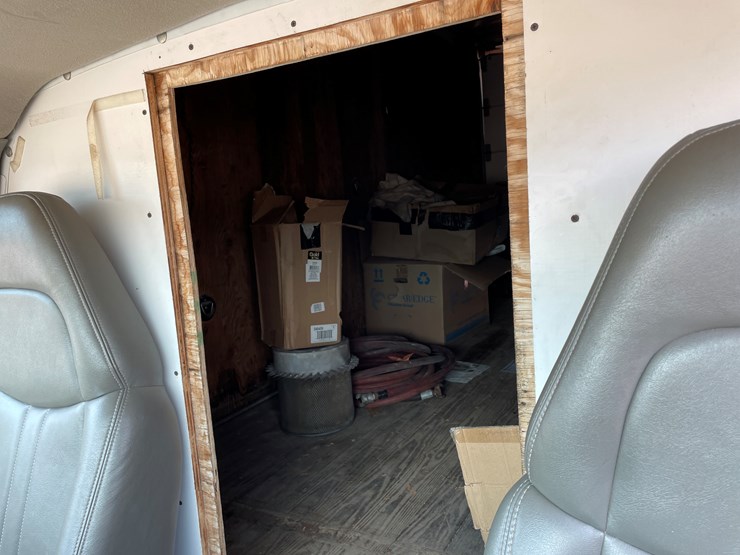 #4731-•-2000-chevy-box-van-(wi-title-in-delay)-image-15