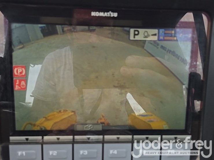 2020-komatsu-d61px-24-image-64