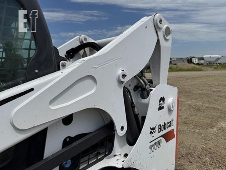 2019-bobcat-t770-image-69