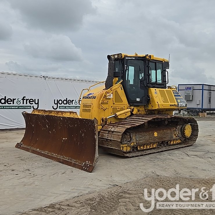 2020 KOMATSU D61PX-24