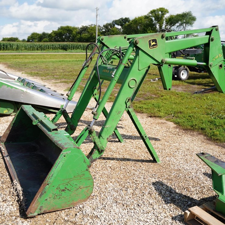 JOHN DEERE 245
