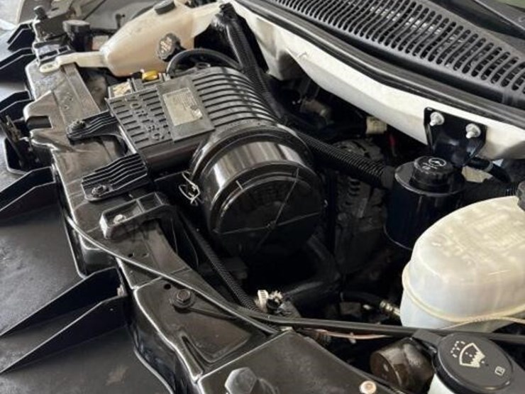 2013-chevrolet-express-2500-image-13