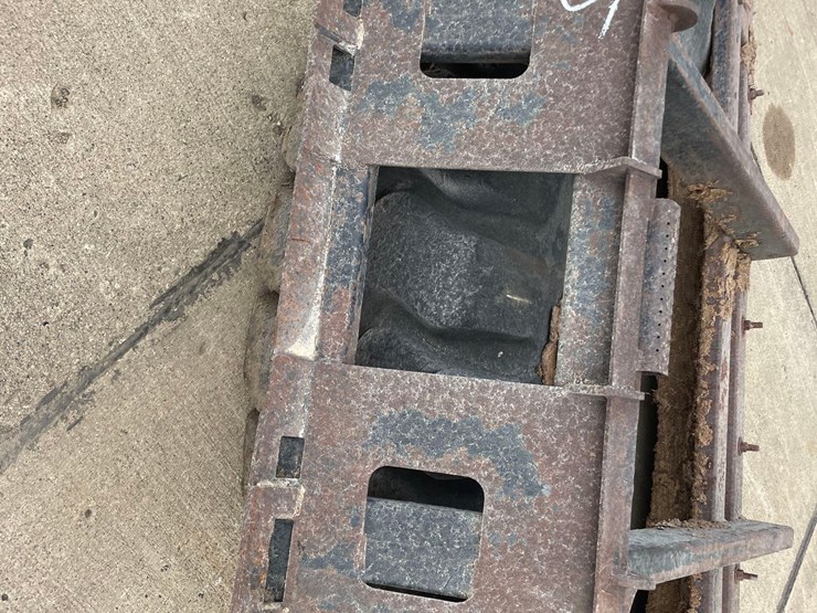 skidloader-8ft-tire-scraper-image-11