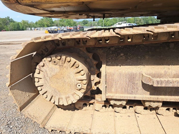 2011-caterpillar-320dl-image-12
